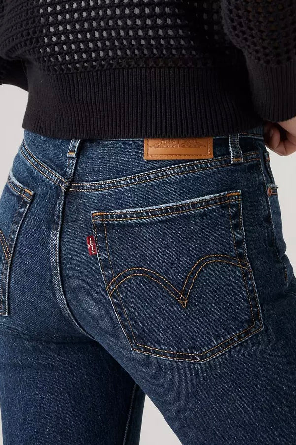 Wedgie Straight - Indifferent Indigo Bottoms Levi's