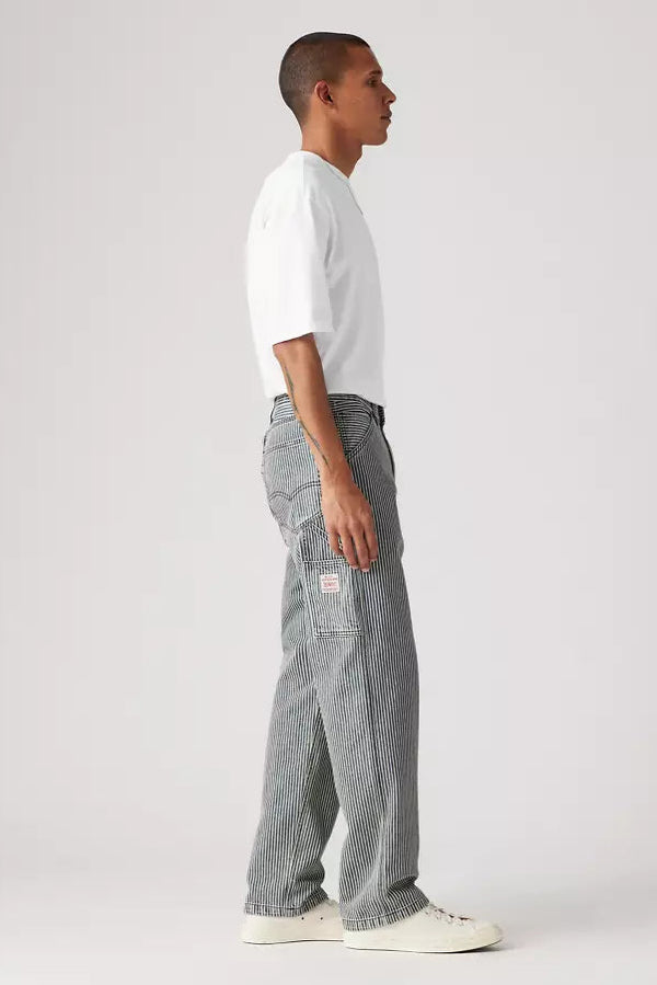 568-Loose-Straight-Carpenter-