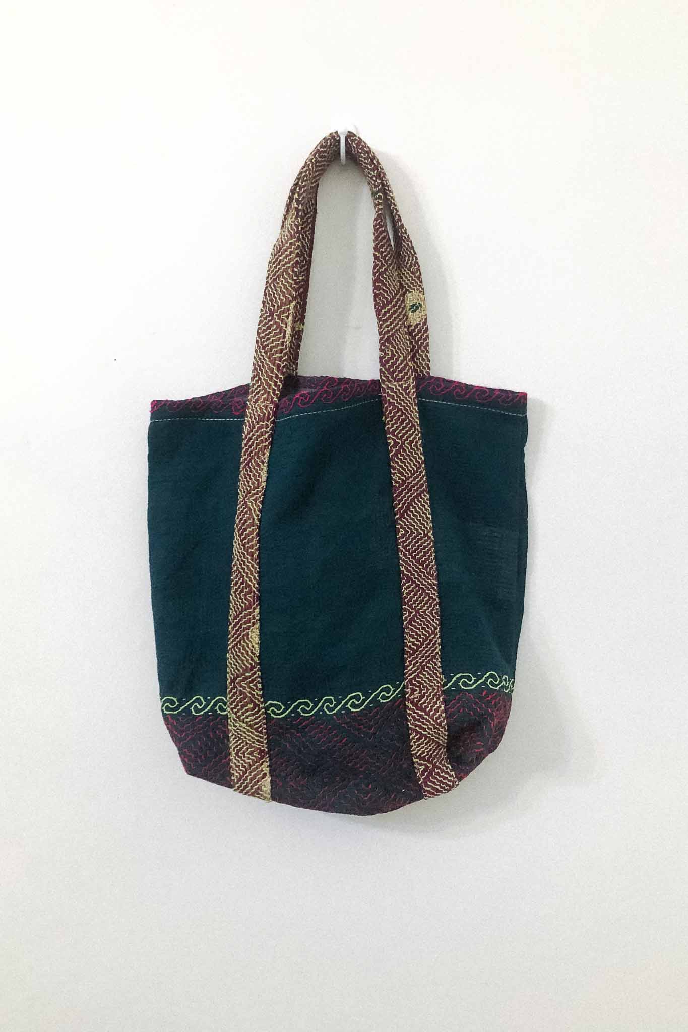 Kantha Tote Chhe Tote The Canyon