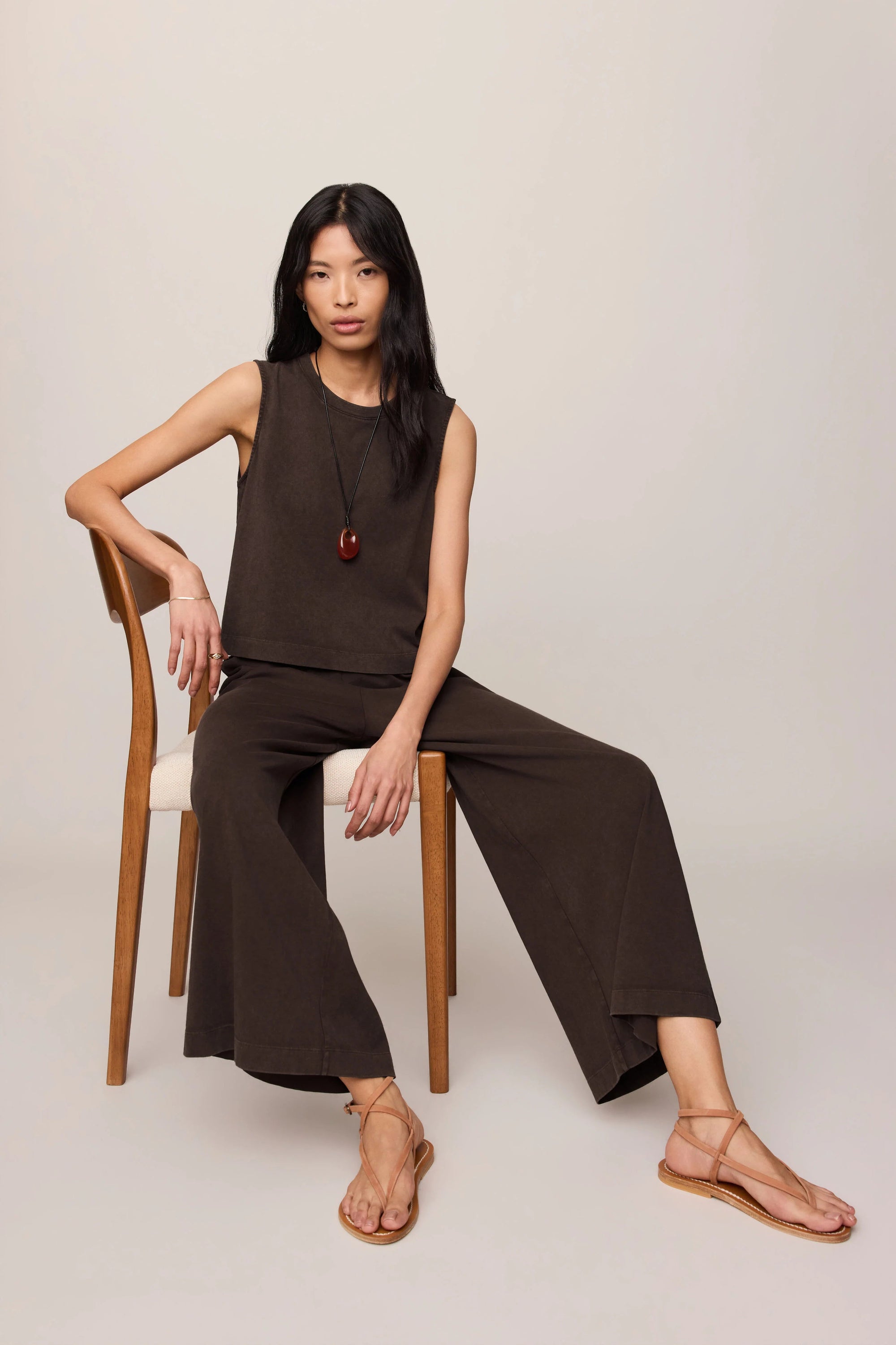 Sloane Jersey Muscle Tank - Dark Chocolate Tops Z Supply