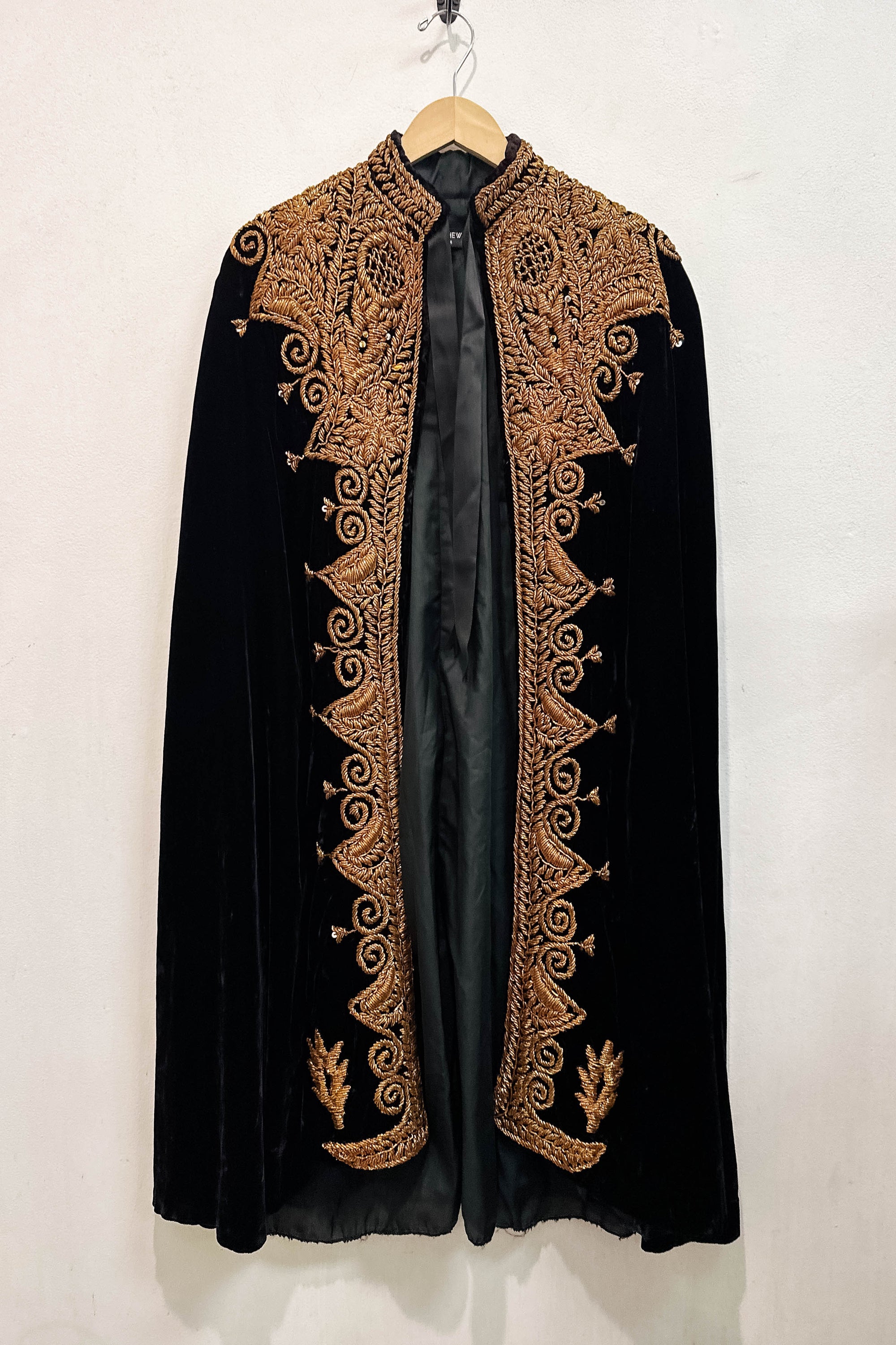 Vintage Magic Cape The Canyon